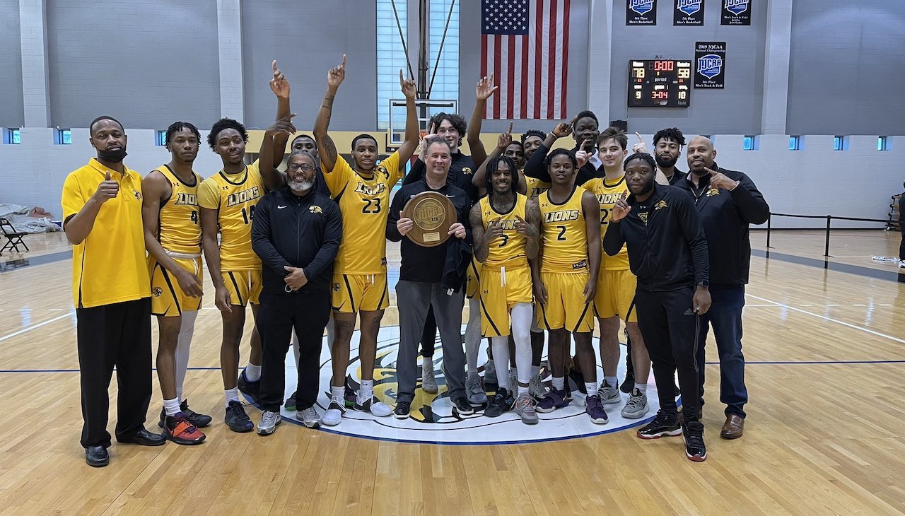 The official basketball team of the Community College of Philadelphia, The Lions, will be competing for first place in the NJCAA Division III National Championship next week. Photo: Twitter- @TheCCPAthletics