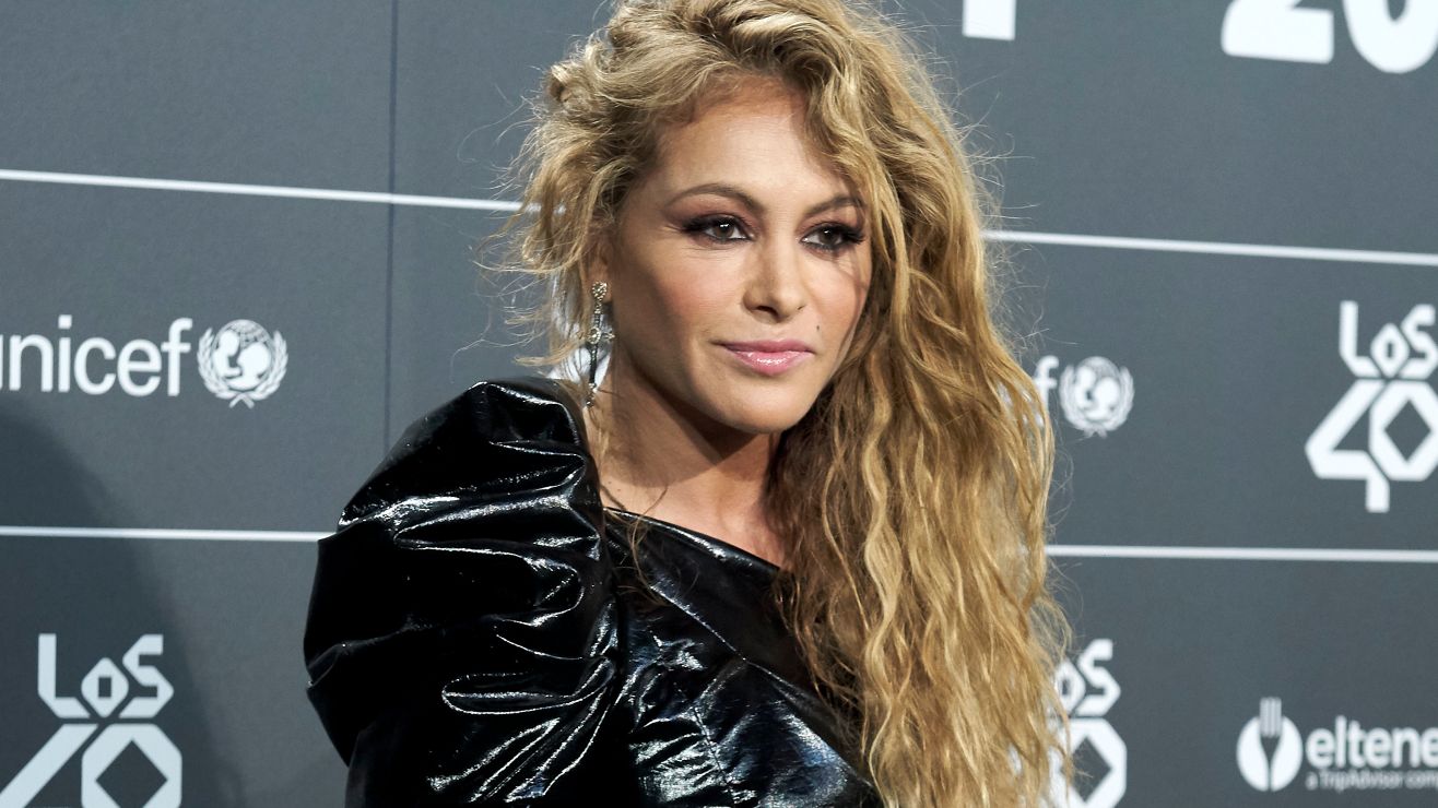 Paulina Rubio and Alejandra Guzmán had a long public fight. 