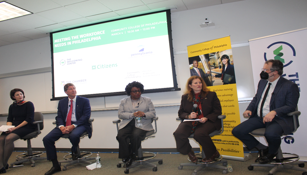 Sarah Steltz, vice president of Economic Competitiveness at the Chamber of Commerce for Greater Philadelphia; Bruce Van Saun, chairman and CEO of Citizens Financial Group; Sheila Ireland, deputy secretary at the PA Department of Labor and Industry; Carol de Fries, vice president of Workforce Development and Innovation; Peter Gonzalez, president and CEO of The Welcoming Center. Photo: Jensen Toussaint/AL DÍA News. 