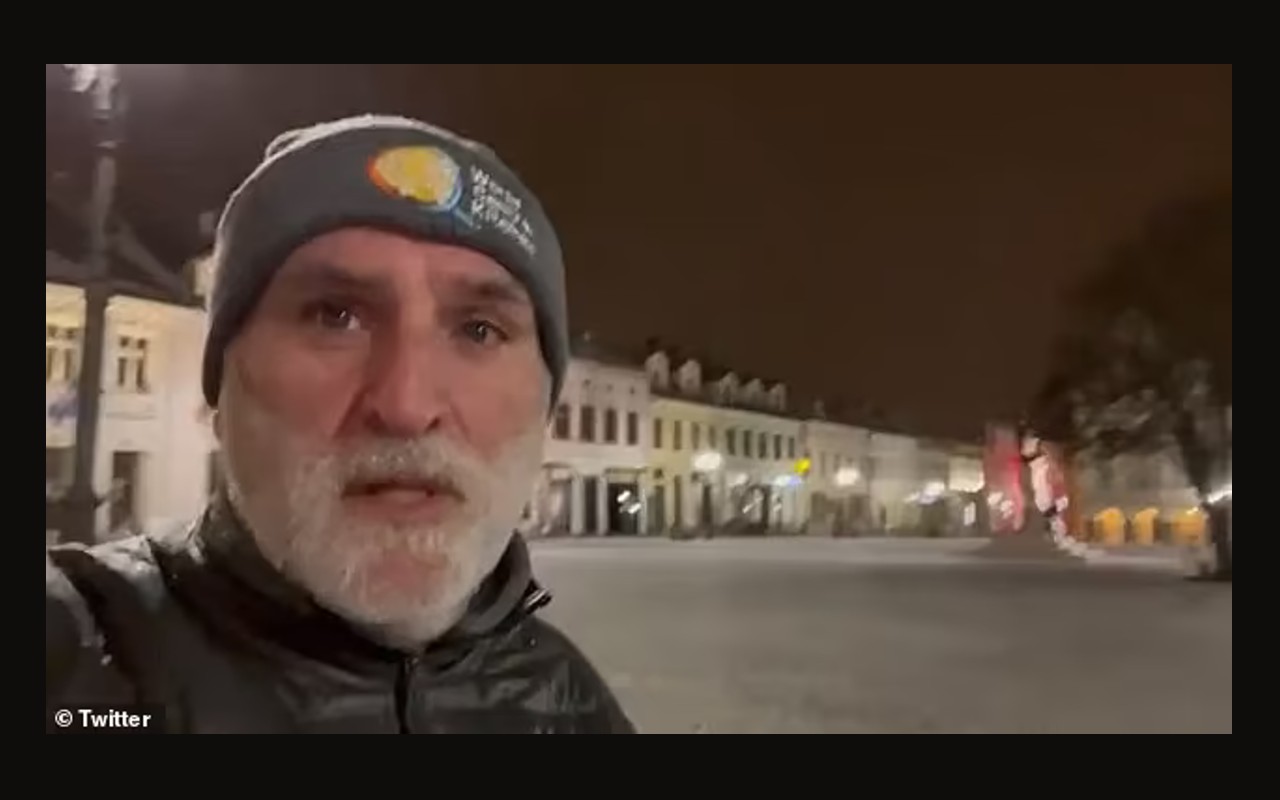 World Kitchen Central founder Jose Andres led a delegation of other chefs to Poland to feed thousands of Ukrainians desperately fleeing their country