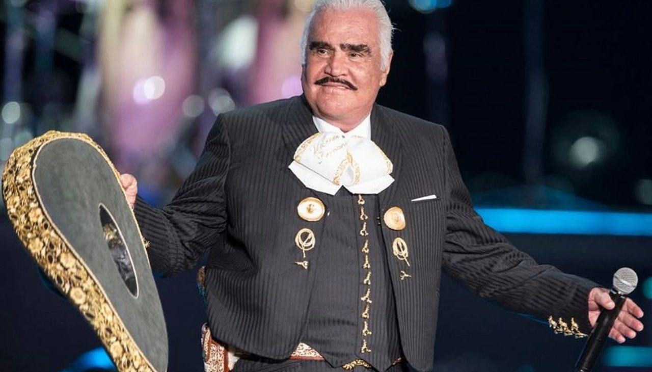 Vicente Fernandez will have his own series produced by Netflix and Caracol Televisión. Photo: Getty Images