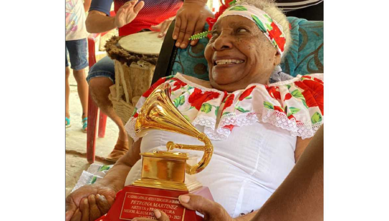 Petrona Martínez with her Grammy Photo: Intagram @petronamartinezbullerengue