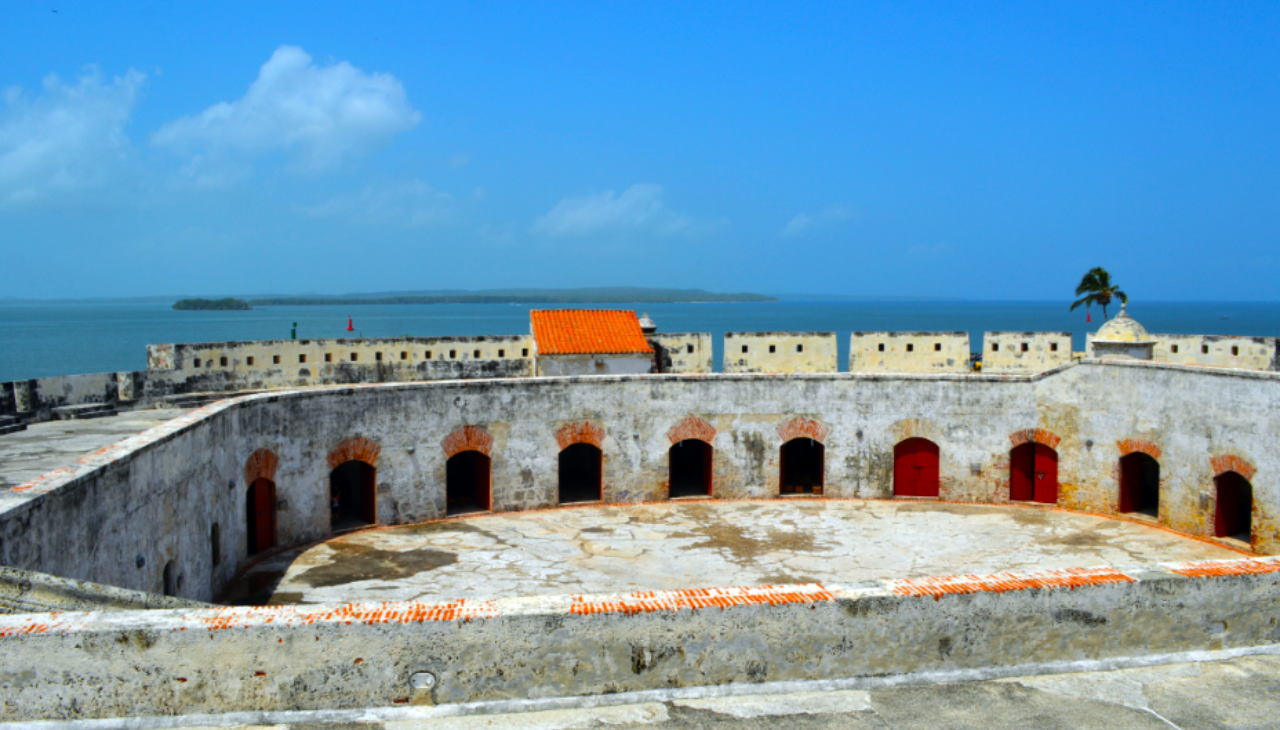 Fort San Fernando is located in Bocachica. Photo: Fortifications Cartagena