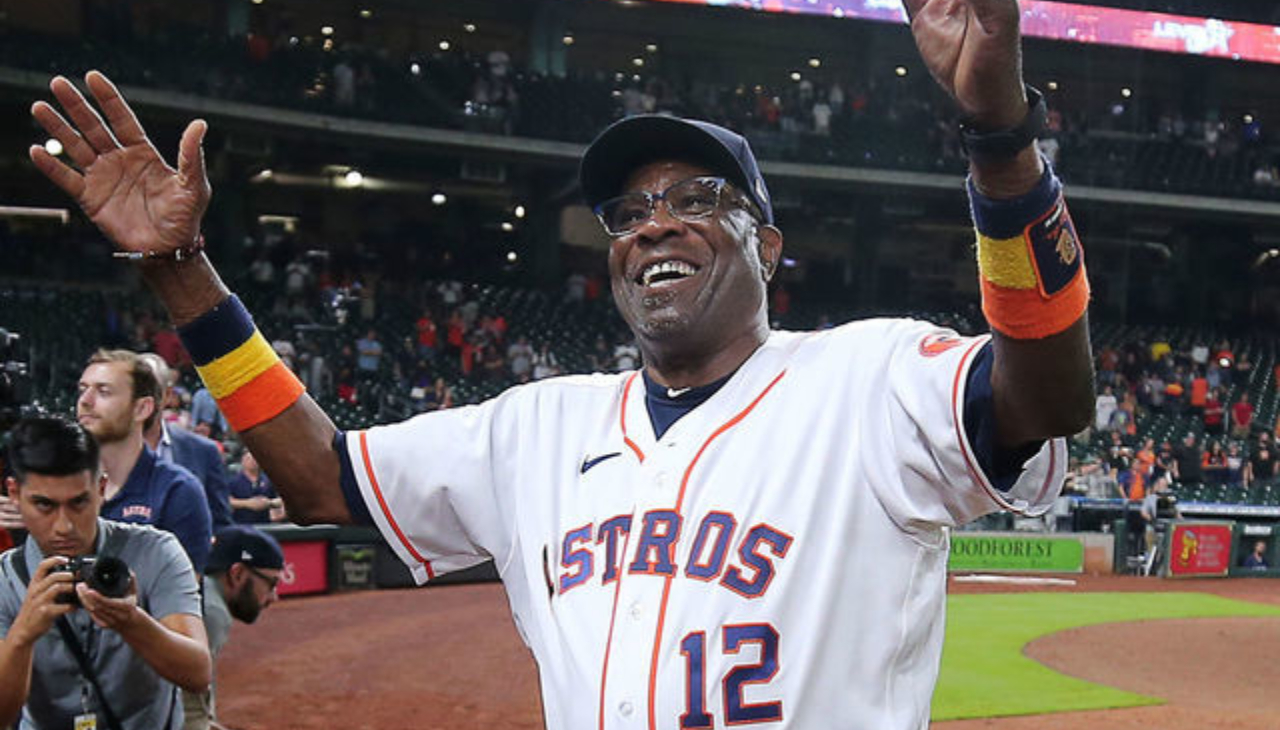 La victoria por 4-0 de los Astros sobre los Mariners el 3 de mayo marcó la victoria número 2.000 de la carrera del entrenador Dusty Baker. Foto: Bob Levey/Getty Images