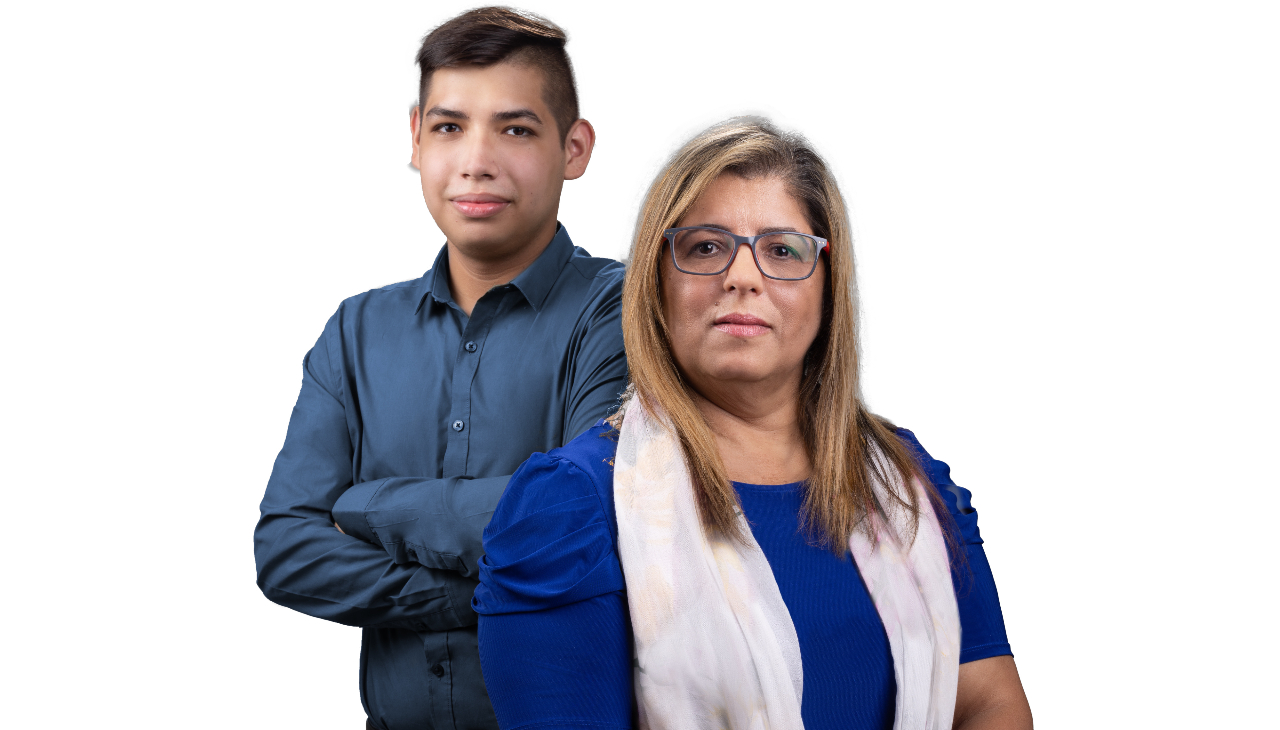 David Álvarez-Sánchez and Wanda Nolasco are two of the 2022 AL DÍA Top Nurses' honorees. Photo: Harrison Brink/AL DÍA News.