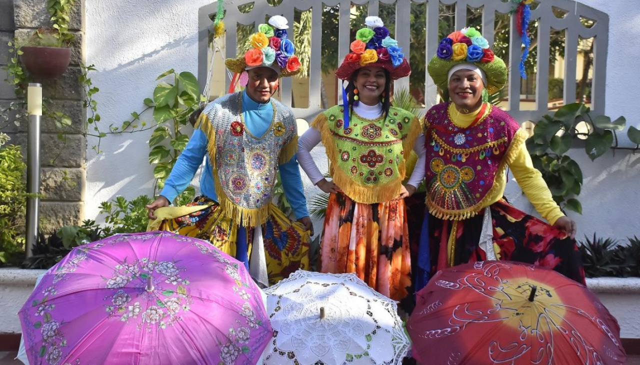 Members of the dance of Las Farotas at the Carnival. Photo: Jairo Cassiani.