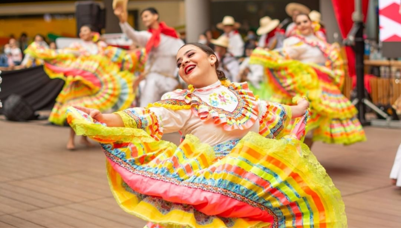 The Colombian Folkloric Festival began its route through different cities announcing the dates of the event. Photo: Mayor's Office of Ibagué