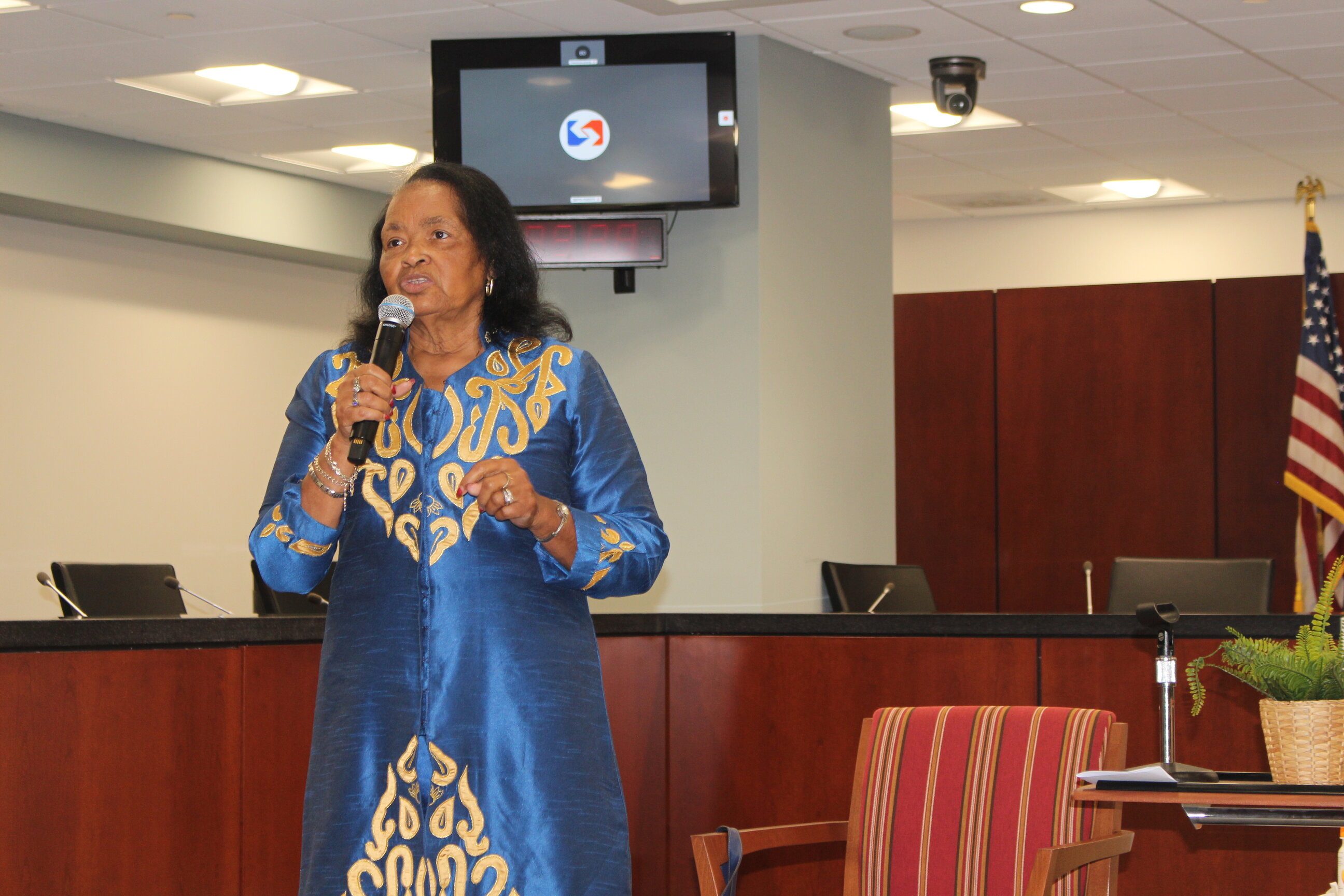 Margaret Howard Taylor speaks on her journey during the first event of SEPTA's new Living History Program. Photo: Jensen Toussaint/AL DÍA News.