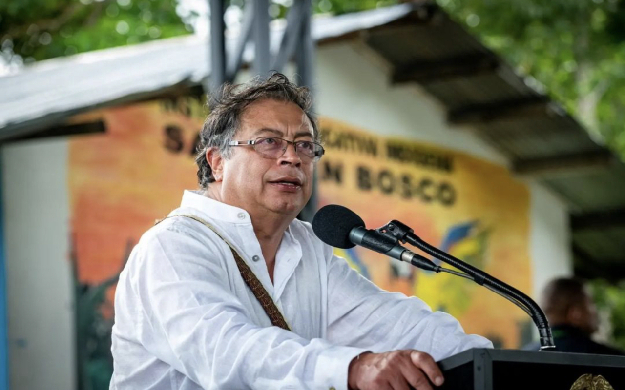 Gustavo Petro visits Amazonas, located in the extreme south of the country, in the Amazon region. Petro's Instagram.