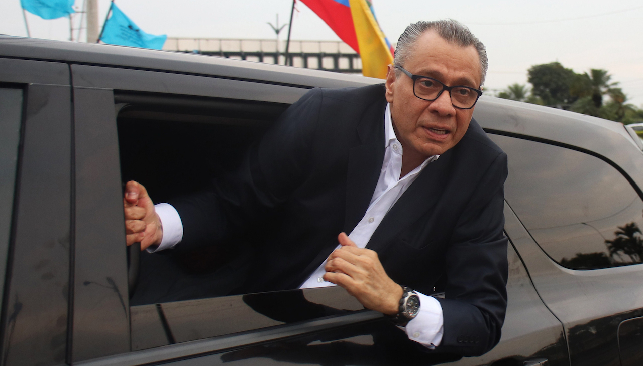 Former Ecuadorian Vice President Jorge Glas before being detained a second time in May 2022. Photo: Getty Images.