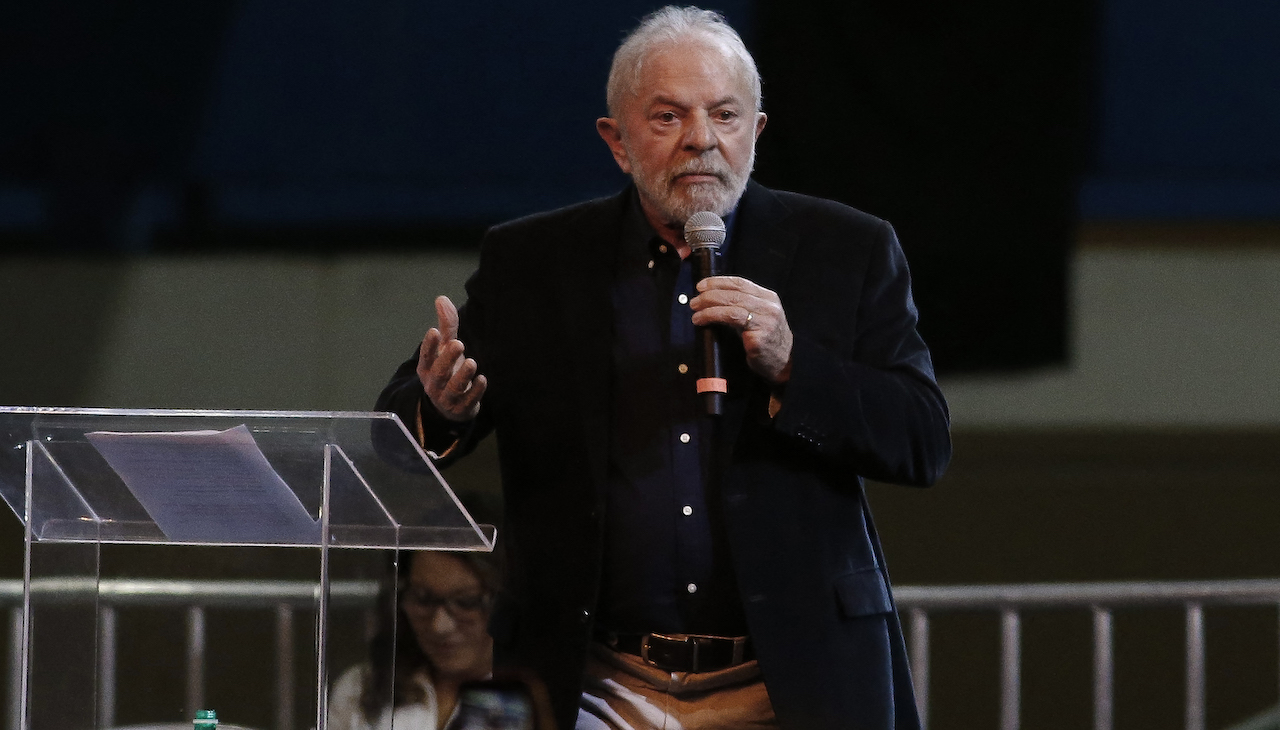 According to a survey for TV Globo, Lula has 44% of voter support, against 32% for Bolsonaro in the run-up to the Oct. 2 elections. Getty Images.