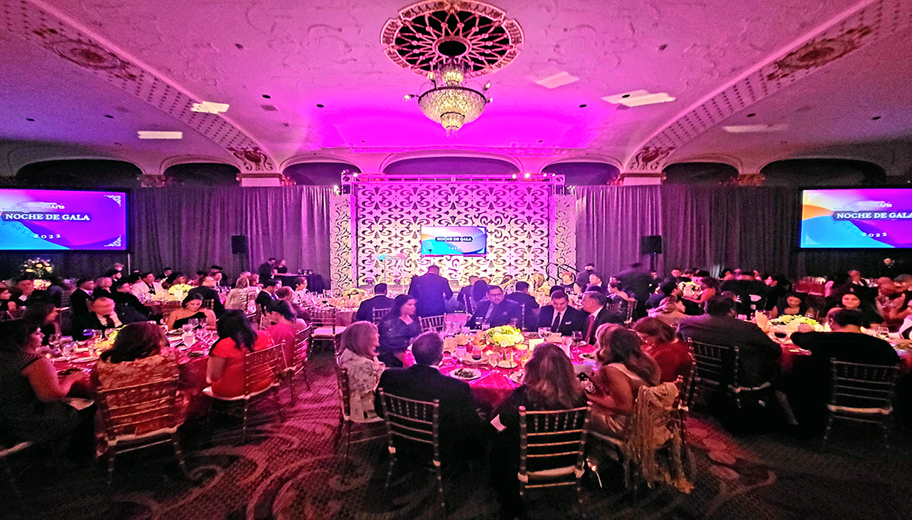 The National Hispanic Foundation for the Arts (NHFA) held its annual celebration in Washington DC on September 20th to give accolades to Latinos both in front and behind the camera. Photos: Peter Fitzpatrick/AL DIA News