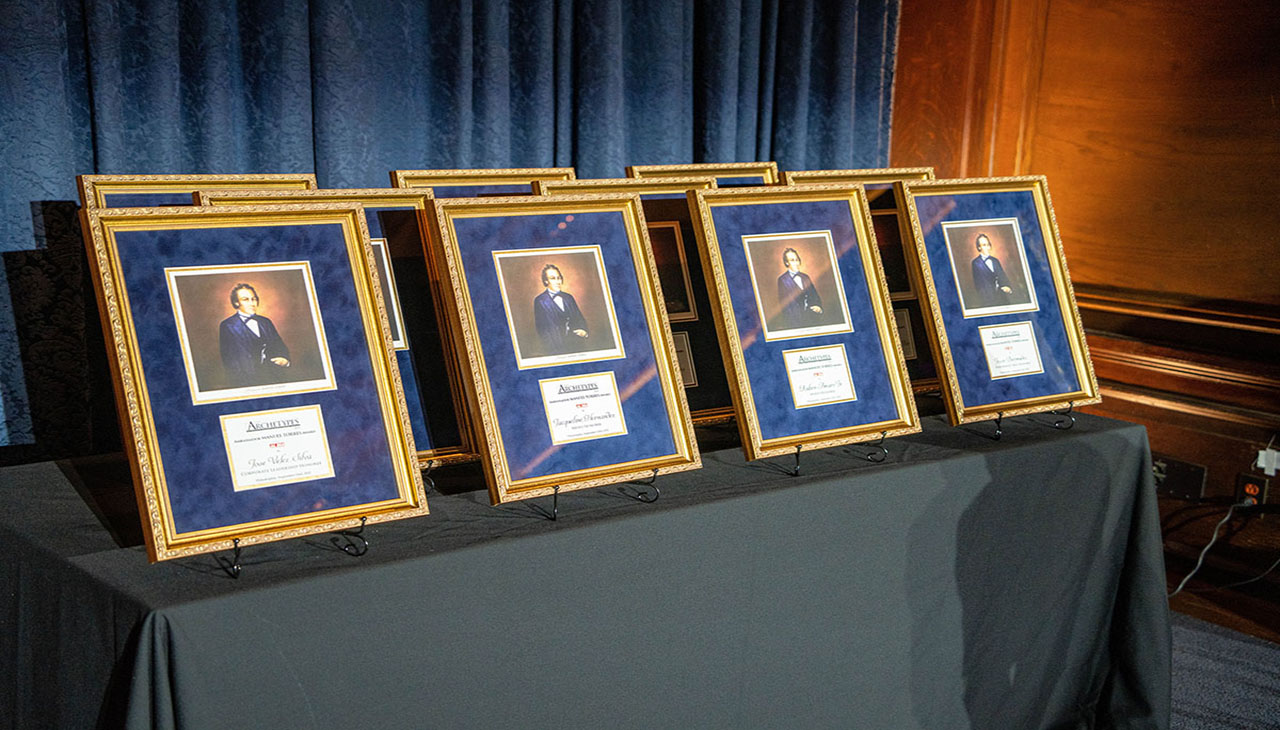 Ten honorees were recognized for their dedication and service during the AL DIA Archetypes Awards. Photos: Peter Fitzpatrick/AL DIA News