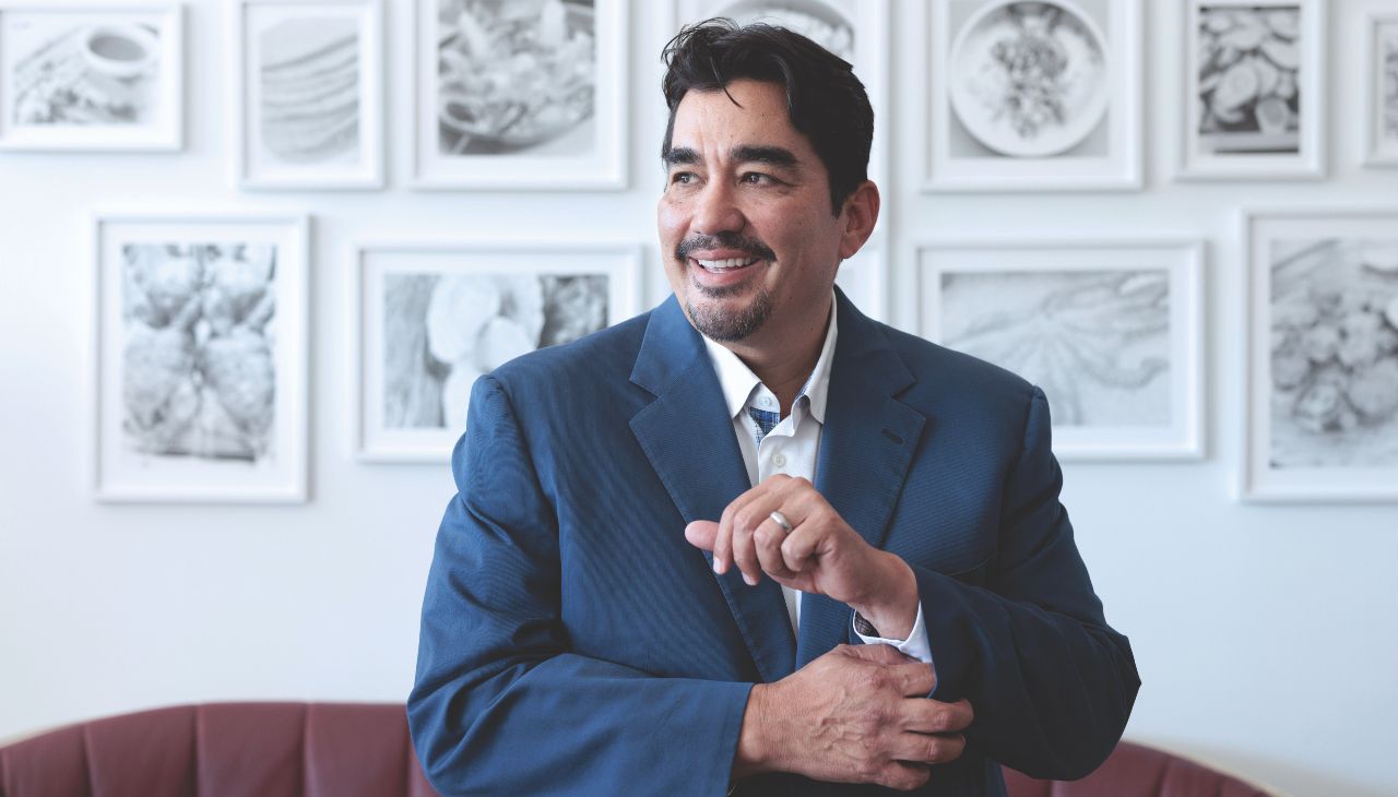 Jose Garces, renowned chef, is one of the 2022 AL DÍA Archetypes and will be honored for his impact in entrepreneurship. Photo: Harrison Brink/AL DÍA News.