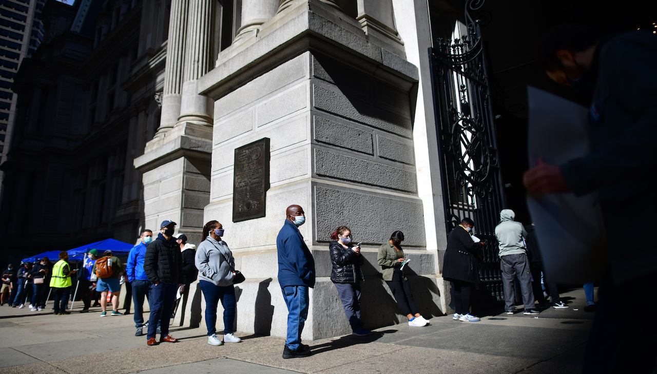 This is a photo of people casting early ballots in Philadelphia ahead of the 2020 election. Photo: Mark Makela/Getty Images.