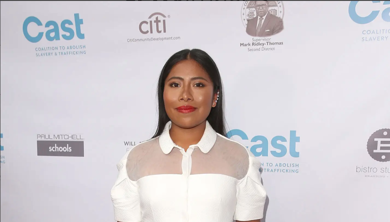 La actriz mexicana Yalitza Aparicio protagonizará una comedia de Netflix. Foto: Getty. 