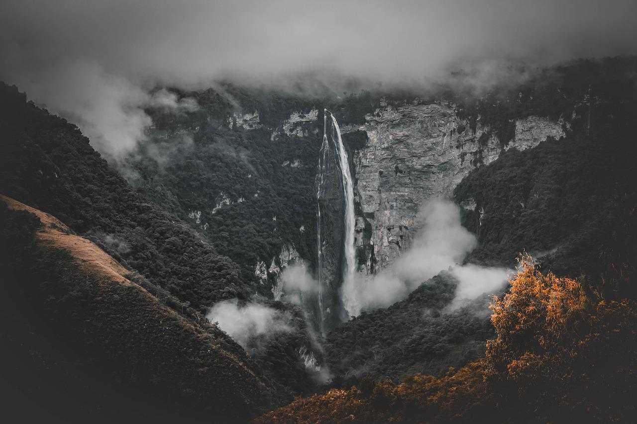 El oxígeno entregado por el Amazonas al planeta, como el agua potable de la cuenca amazónica venezolana, es mucho más valioso que el petróleo y el oro y esta no se puede reemplazar.