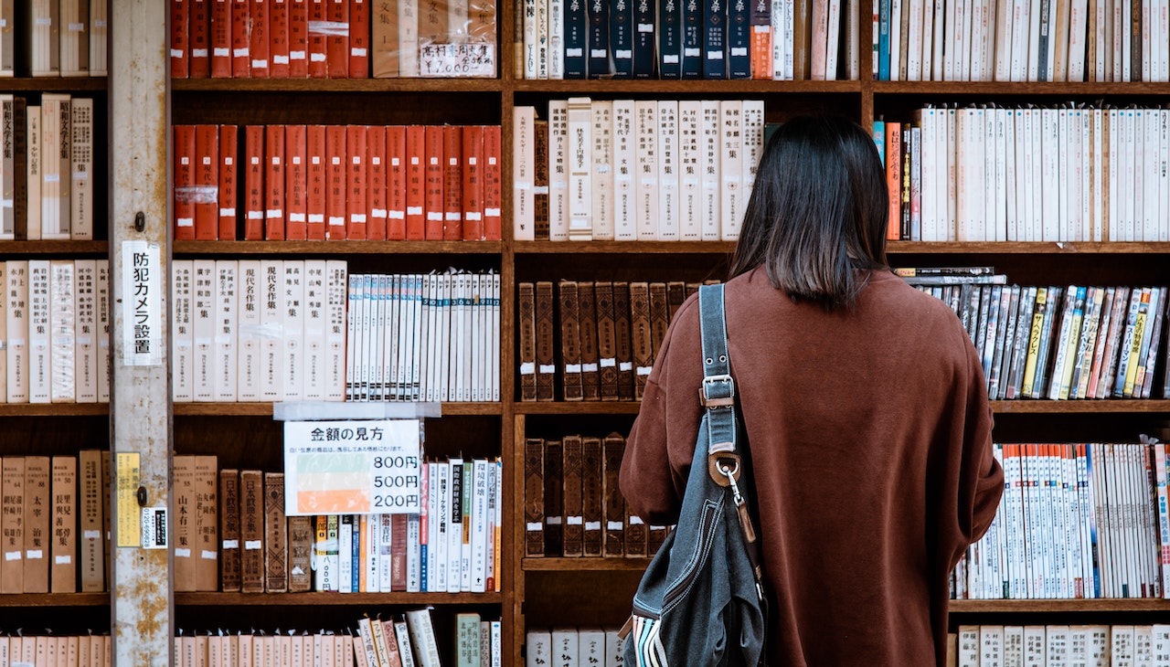 Student at the library. 