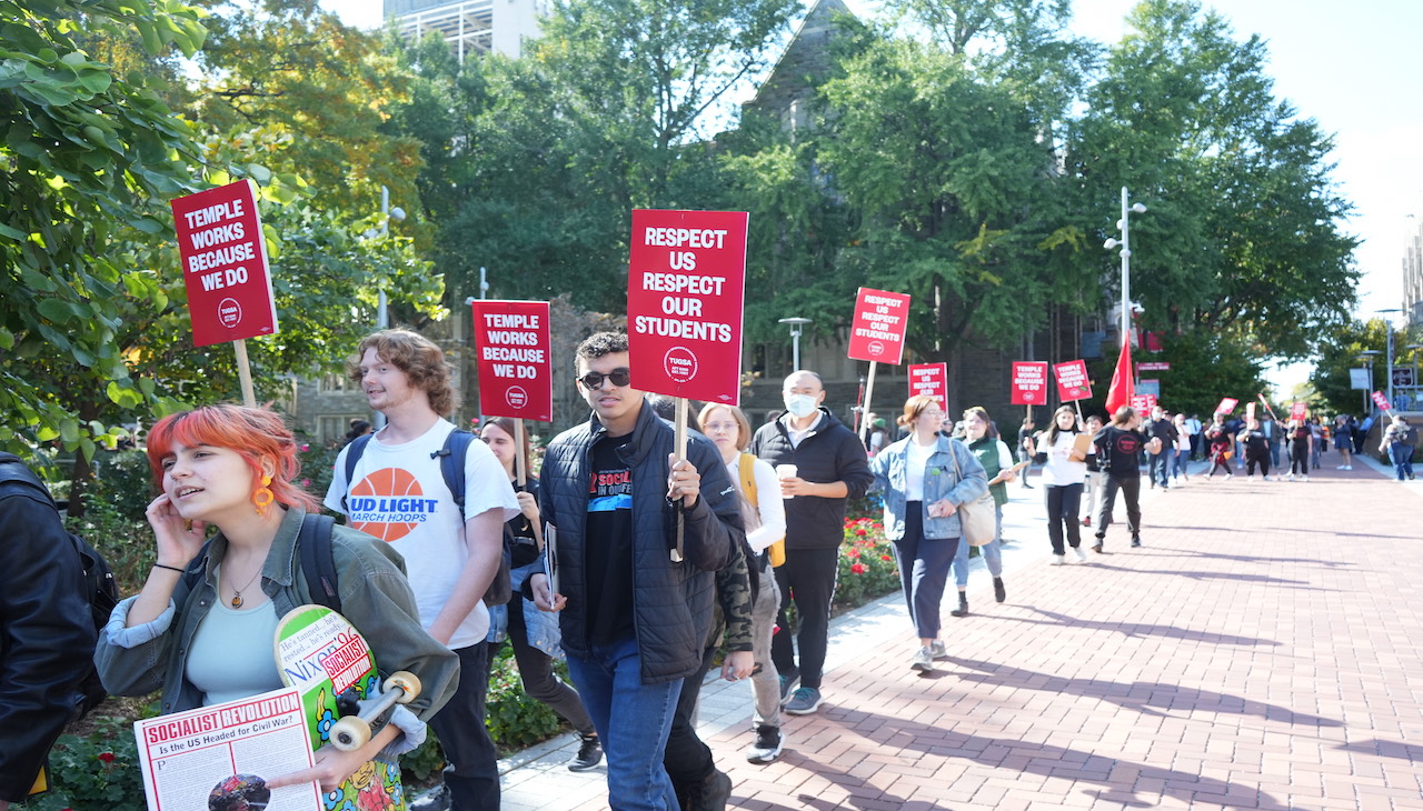 Students at the rally. 