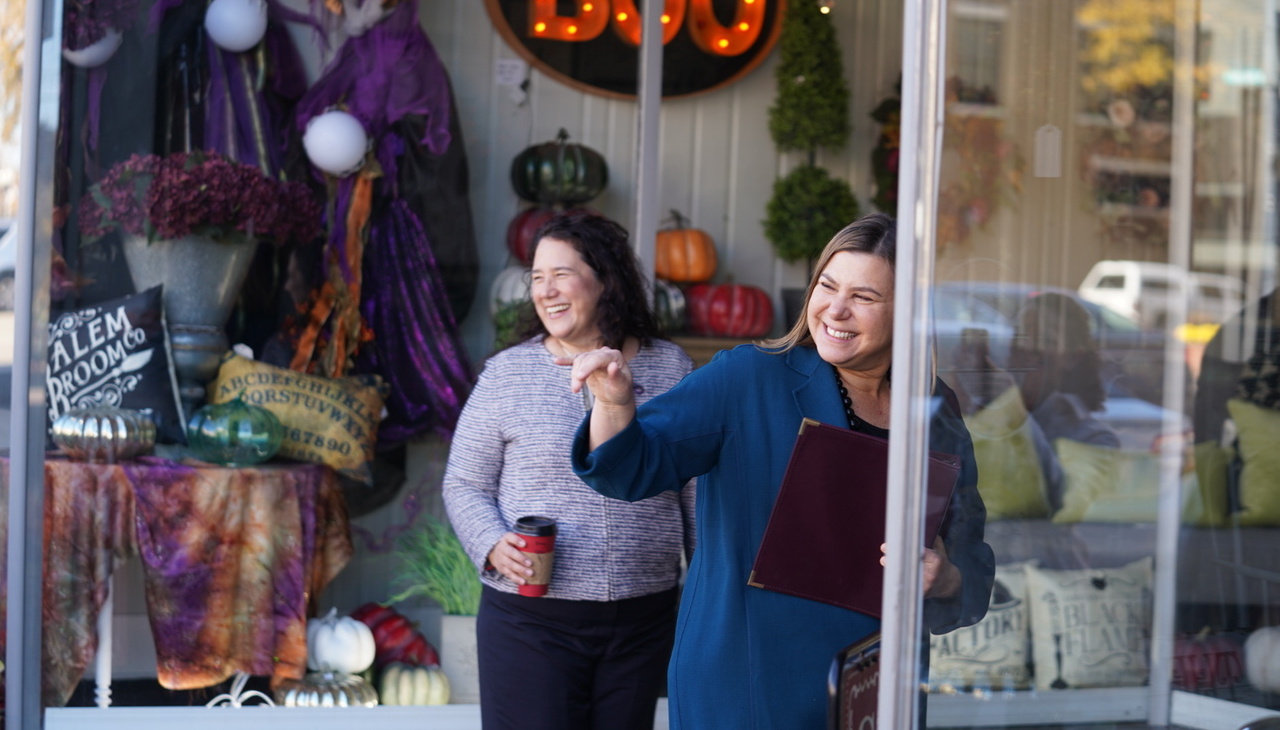 Isabel Casillas Guzmán on a business tour through Michigan. 