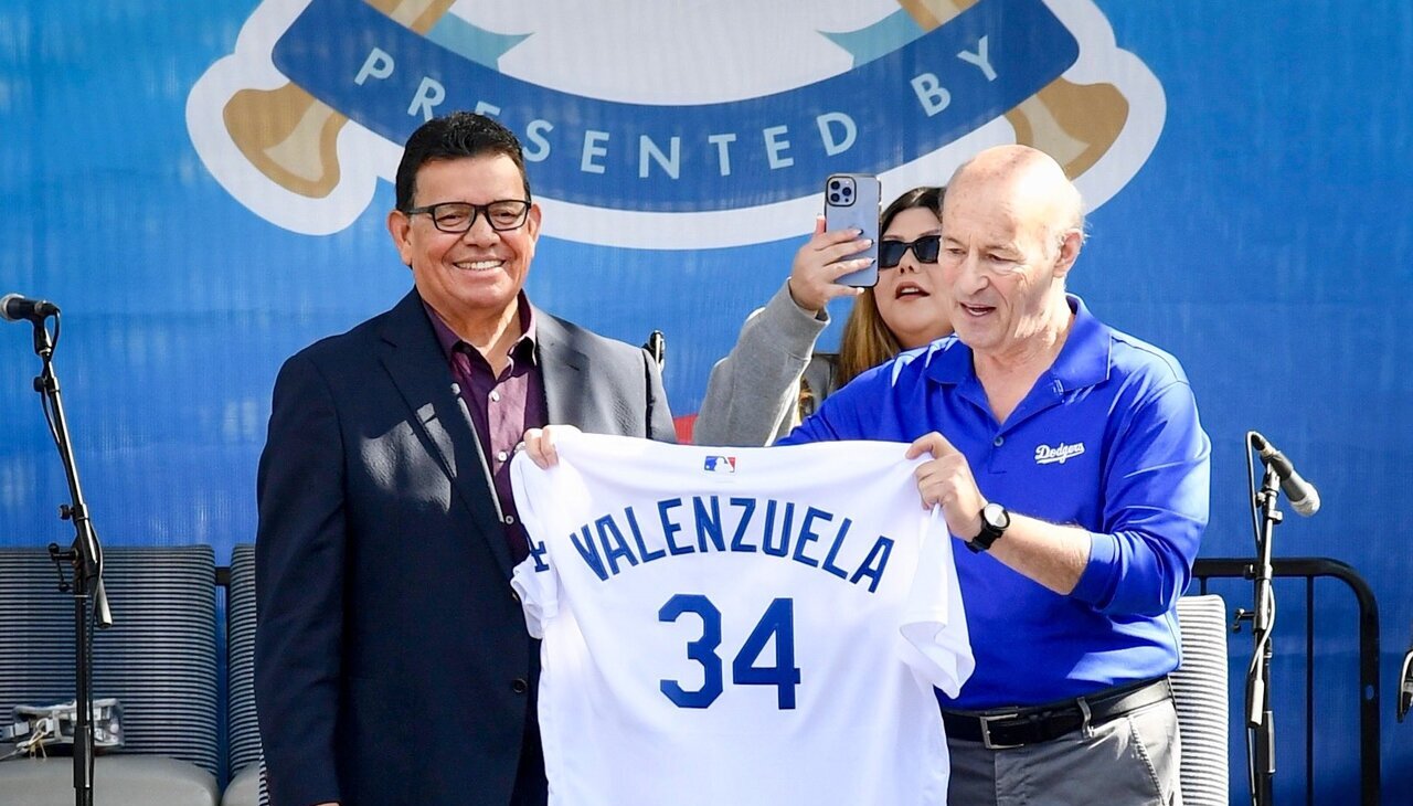 Los Angeles Dodgers to retire Fernando 'El Toro' Valenzuela's number 34 jersey