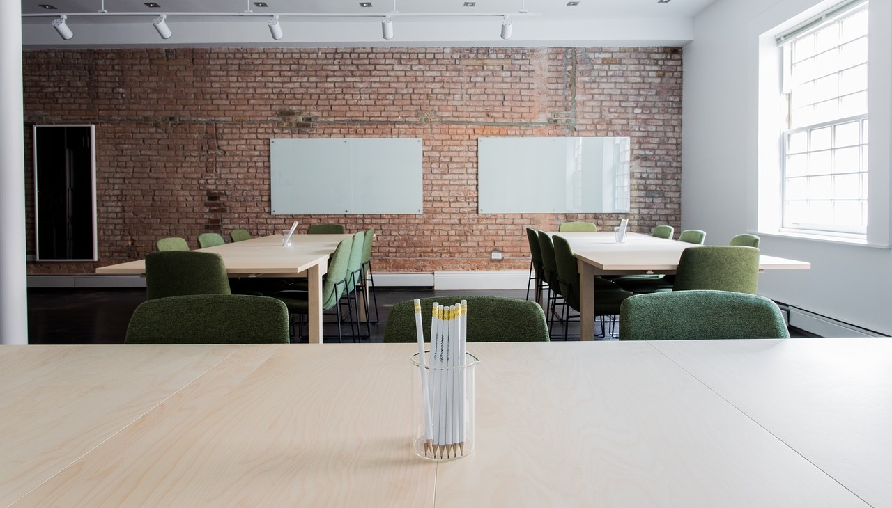 Empty high school classroom. 