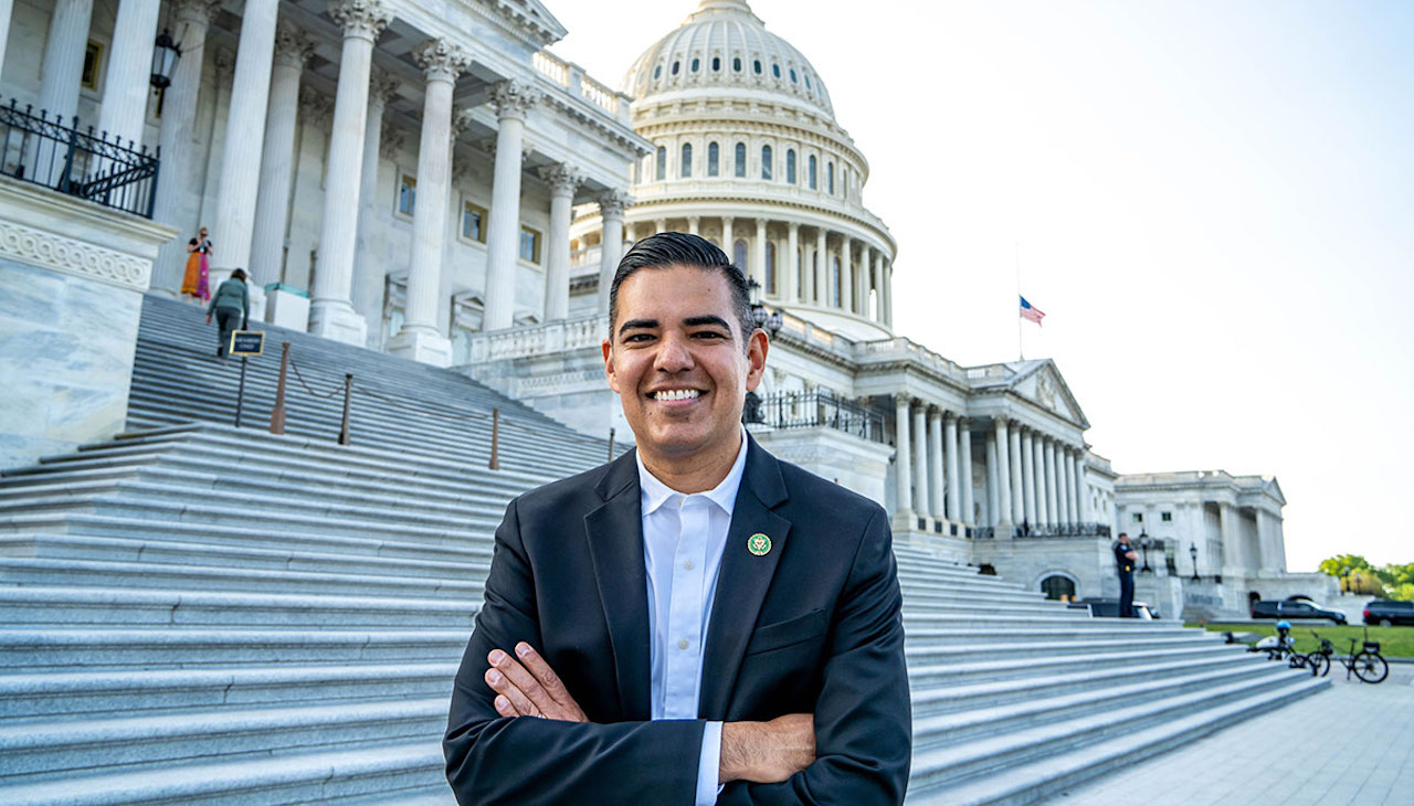 Rep. Robert Garcia