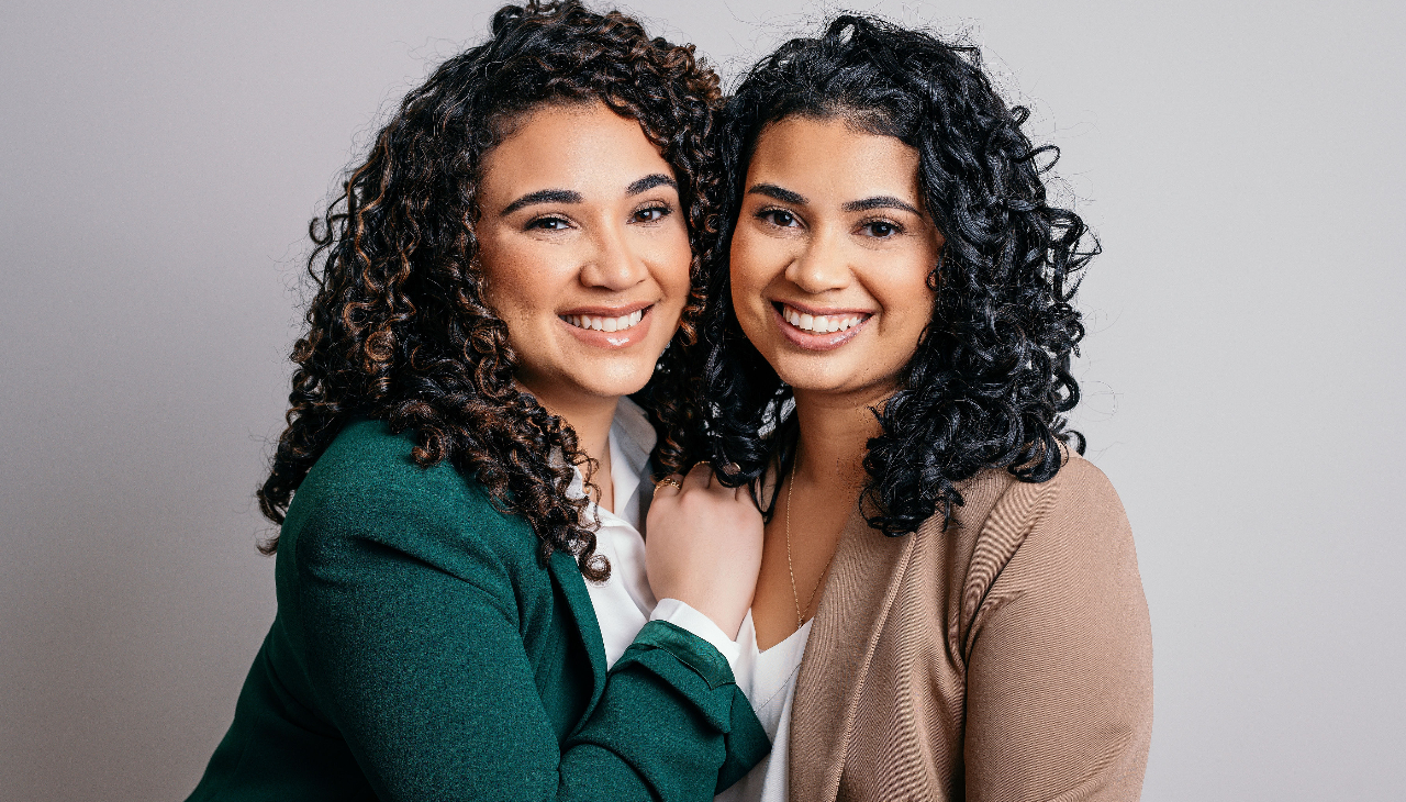 Cory (left) and Nicol (right) Varona are the Dominican sisters and entrepreneurs behind Ocoa Beauty. Courtesy Photo. 