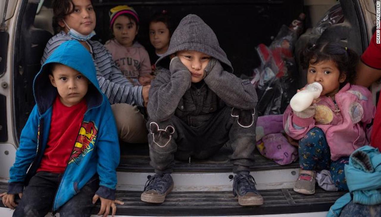 Children at the border. Reuters.