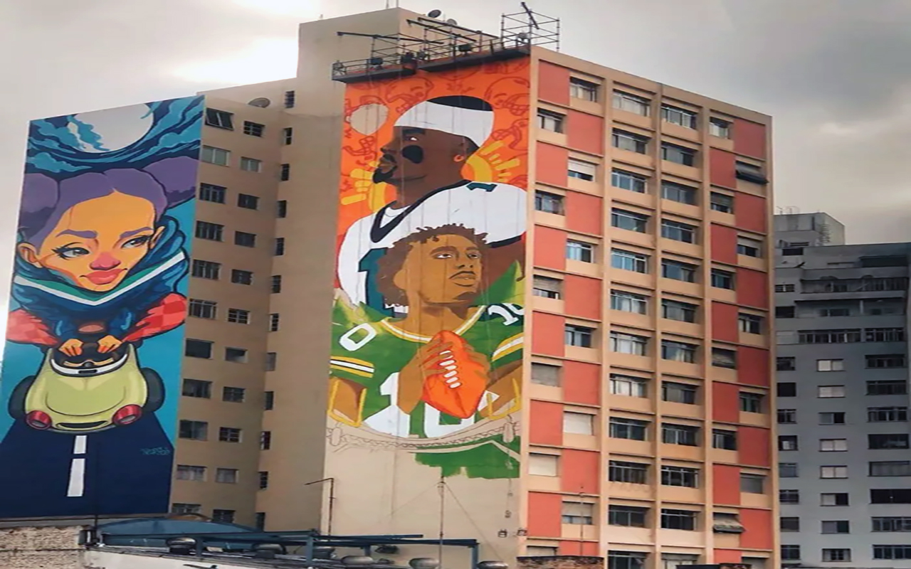 Local artists from São Paulo, Brazil created a mural of Jalen Hurts and Jordan Love in preparation for the first NFL game in history to be held in South America. Photo: reddit - @loco1989