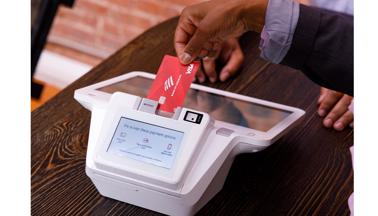 Bank of America. Users making credit card transactions. Photo: Bank of America Press Room.