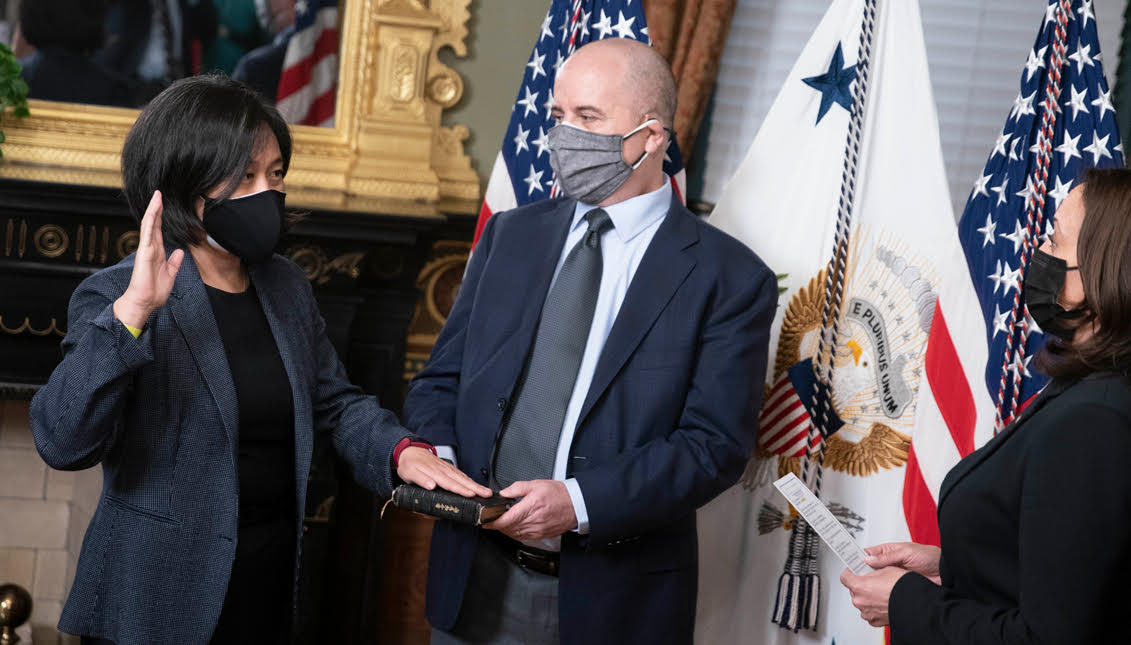 Katherine Tai being sworn in by VP Kamala Harris. Photo: Getty Images