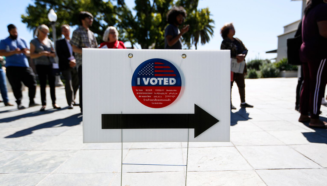 California GOP placed unofficial ballot drop-off boxes throughout Southern California. Photo: Getty Images
