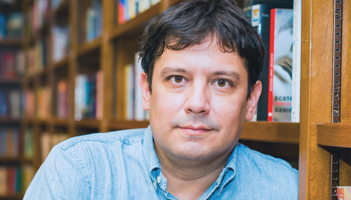 Pedro Medina León is a Peruvian author based in Miami, who has dedicated himself to trying to carve out a niche in the publishing industry for literaturewritten in Spanish in the US. Steve L. Romero/ AL Día News
