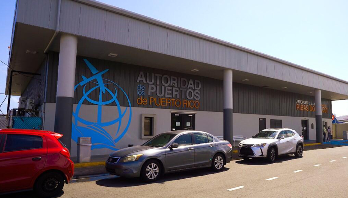 Tourism is skyrocketing in Puerto Rico, which makes the construction of airports essential. Photo: FEMA/ Eduardo Martinez.
