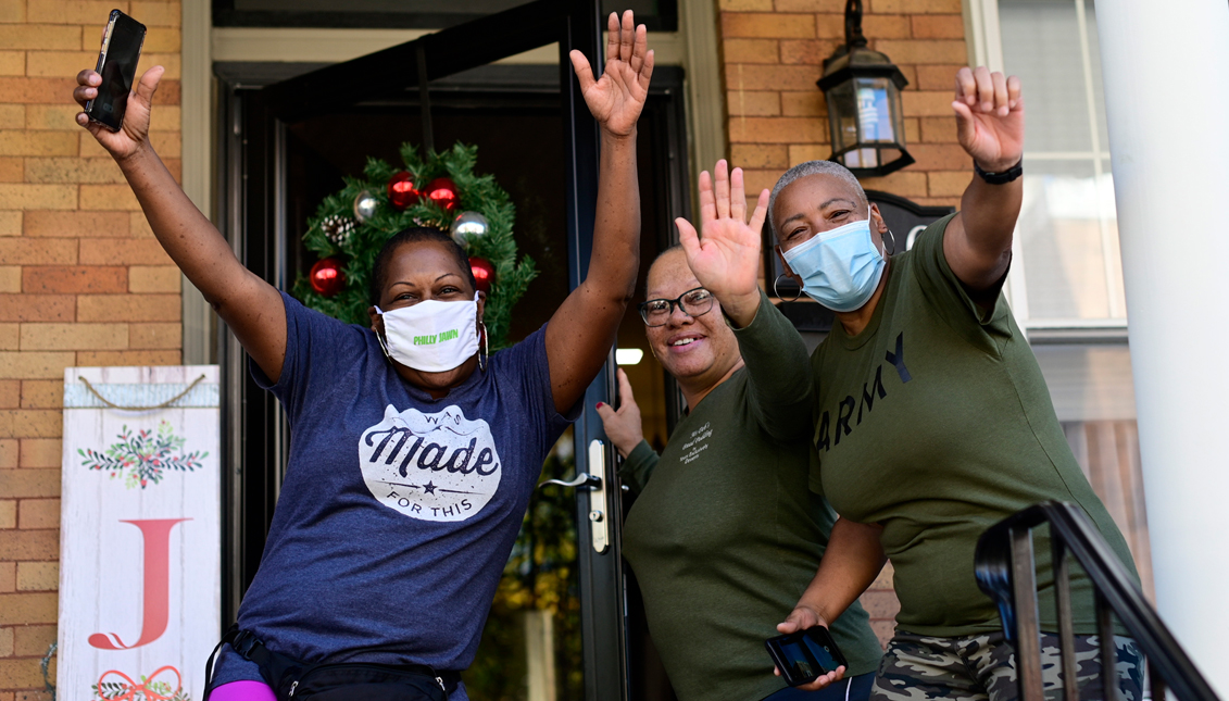 Montgomery county is not ordering residents to wear a mask, they are strongly encouraging it in order to stop the spread of covid. Photo: Getty Images.
