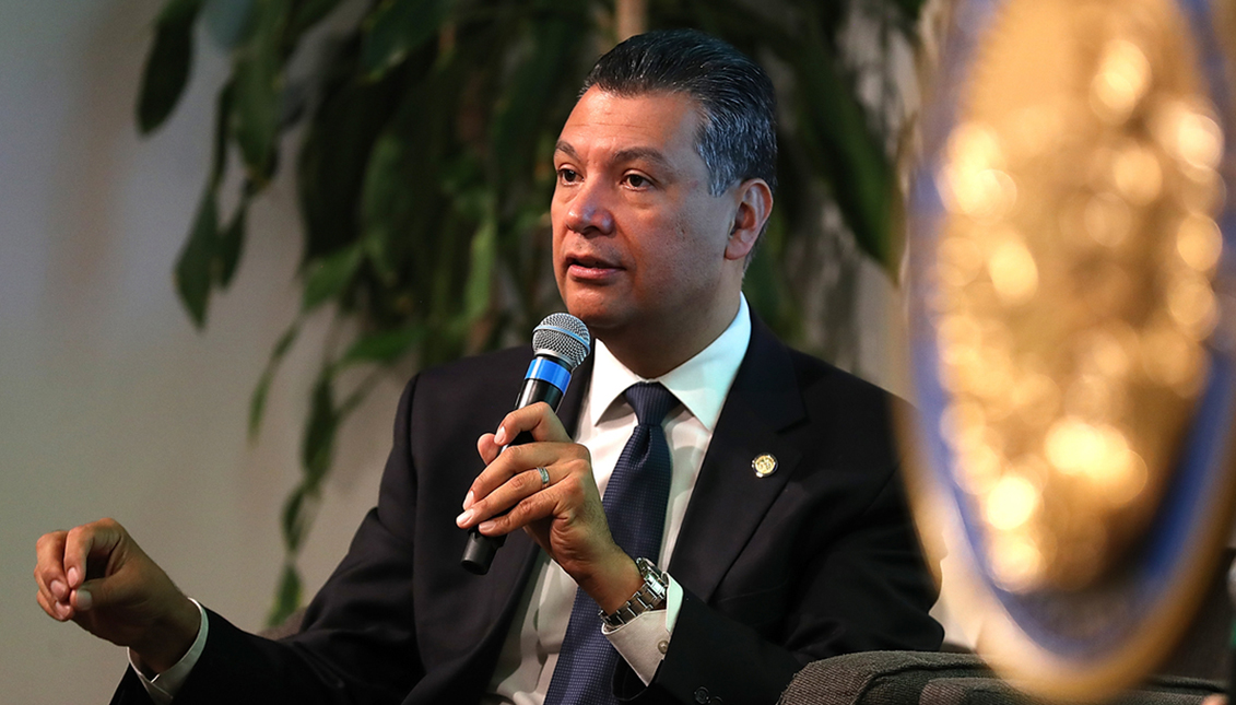 Nationwide and California-based organizations are pushing Gov. Gavin Newsom to choose State Secretary Alex Padilla as the next Senator. Photo: Justin Sullivan/Getty Images.
