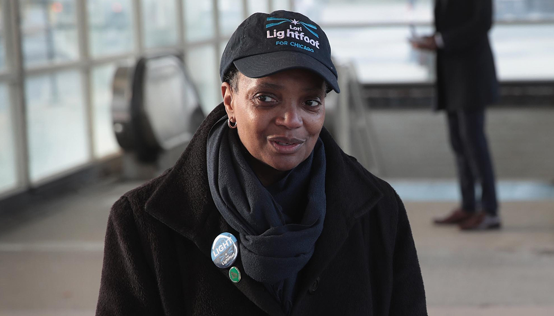 Mayor Lori Lightfoot expressed her concerns regarding unfair distribution of COVID-19 vaccines in the Chicago area. Photo: Gettyimages.