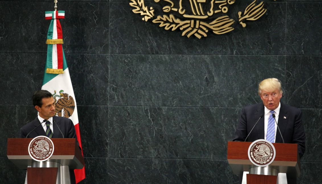 US Republican presidential candidate Donald Trump (R) speaks during a press conference with President of Mexico Enrique Pena Nieto (L) in Los Pinos, Mexico City, Mexico, 31 August 2016. EPA/JORGE NUNEZ
