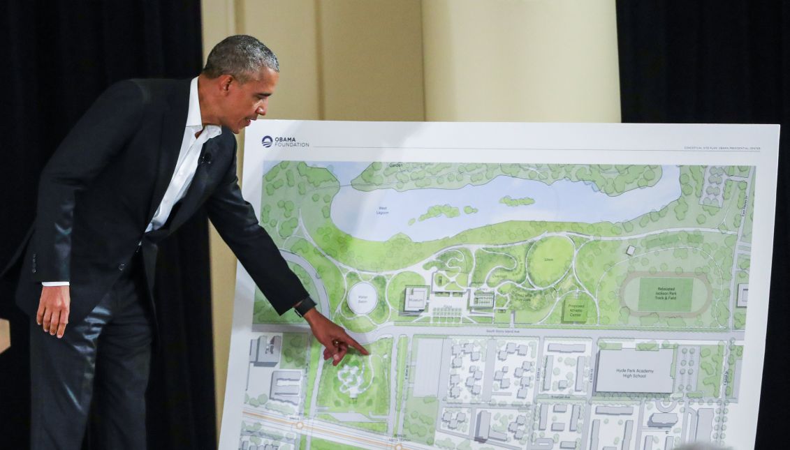 Former US President Barack Obama points out features of the Obama Presidential Center as he participates in a roundtable discussion and community meeting at the South Shore Cultural Center in Chicago, Illinois, USA, 03 May 2017. EPA/TANNEN MAURY
