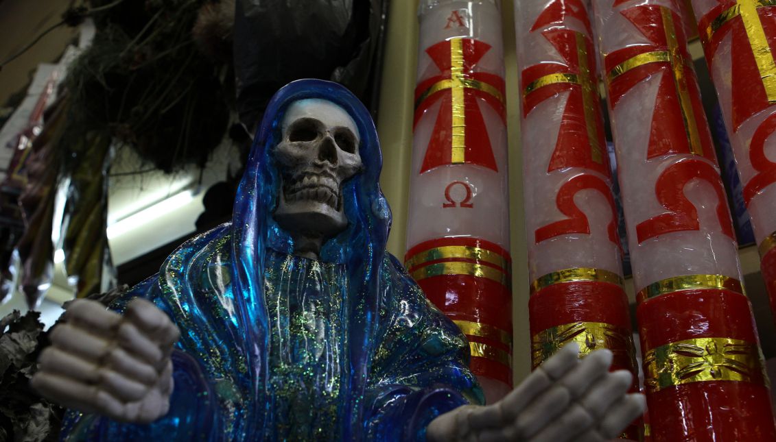 Esoteric items at the market of Sonora in Mexico City, Mexico on Apr. 28, 2017. EFE/Alex Cruz
