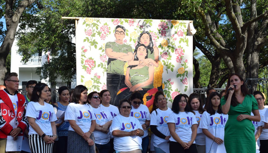 Cristina Tzintzun, executive director of the Hispanic organization Jolt, speaks before more than 100 Latinos gathered in front of the Texas governor's mansion to demand more respect for the Hispanic community, in Austin, Texas, United States on May 15, 2017. EFE/ Alex Segura