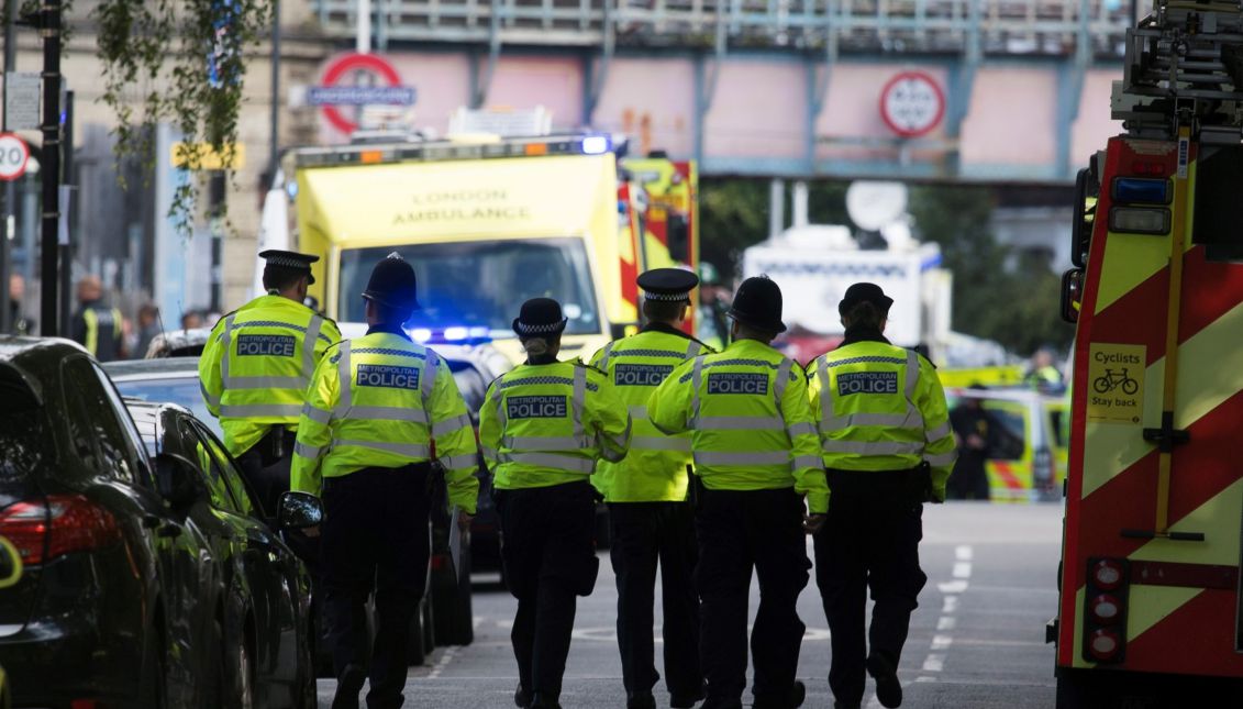 Police and emergency services gather at 'Parsons Green' Underground Station in London, Britain, Sept. 15, 2017. EPA-EFE/WILL OLIVER
