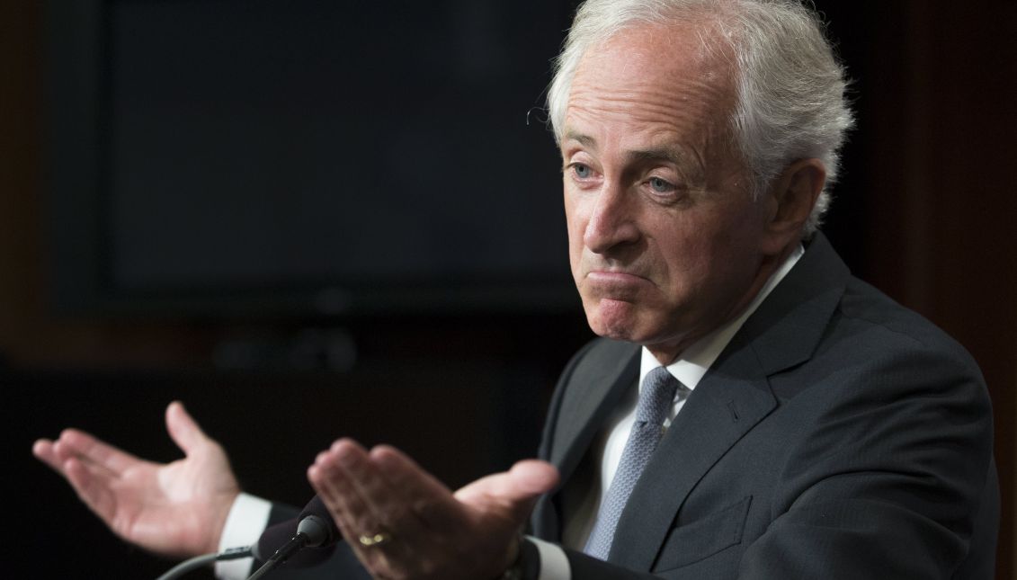 El senador Bob Corker, presidente del Comité de Asuntos Internaciones, durante una conferencia el pasado 14 de septiembre sobre cómo erradicar la esclavitud en tiempos modernos. Foto: EPA-EFE FILE/MICHAEL REYNOLDS
