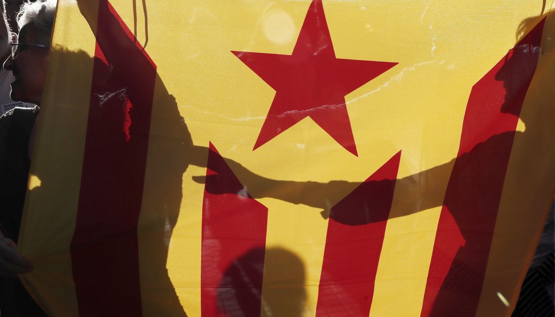 Demonstration in support of the Catalan independence and the right to a legal referendum in Catalunya. Pamplona, Spain, last October 12, 2017. Photo: EFE-EPA / FILE / Jdiges