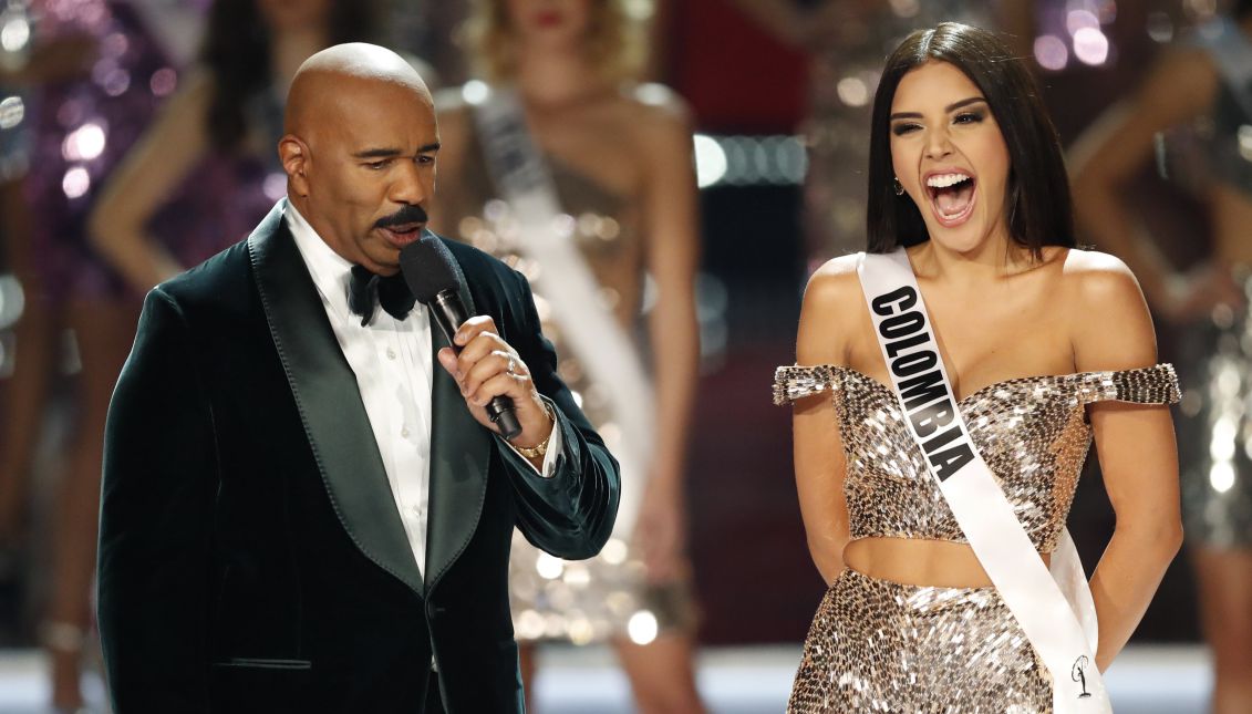 US comedian and show host Steve Harvey (L) asks a question of Miss Colombia Laura Gonzalez (R) during the 2017 Miss Universe pageant at The Axis at the Planet Hollywood Hotel and Casino in Las Vegas, Nevada, USA, Nov. 26, 2017. EPA-EFE/PAUL BUCK