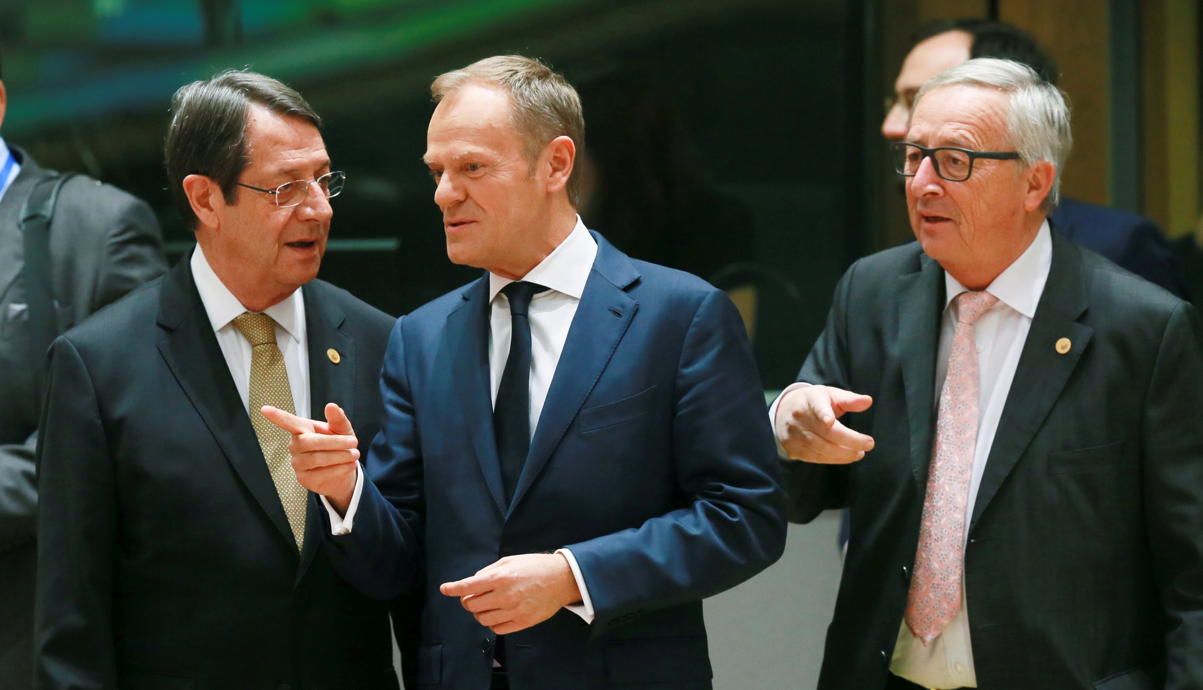 Cypriot President Nicos Anastasiades, European Council President Donald Tusk and European Commission President Jean-Claude Juncker during the European Council meeting in Brussels, Belgium, Dec. 14, 2017.