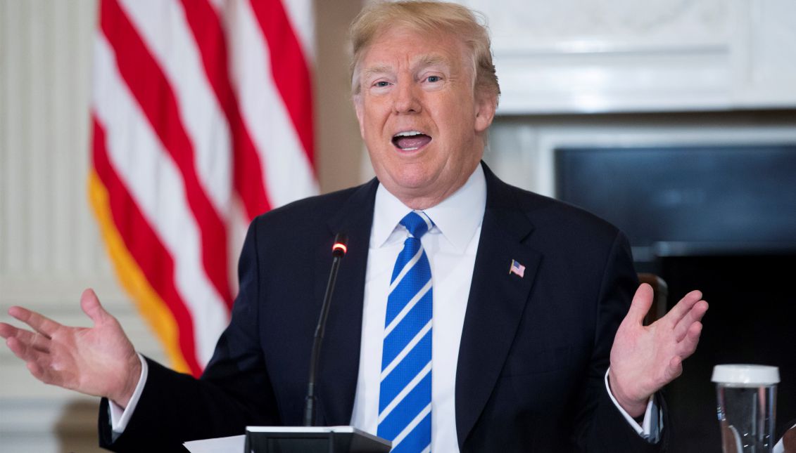 President Donald Trump addresses the press at the White House on Monday, February 12. Photo: EFE-EPA