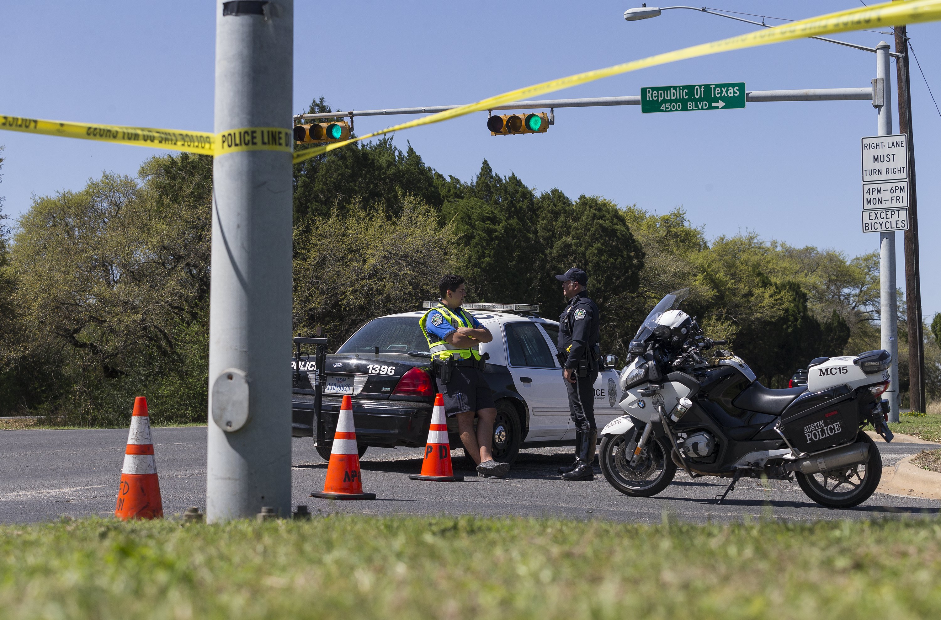 Police block off a neighborhood to investigate the fourth bombing this month in Austin, Texas, USA, March 19, 2018. EPA-EFE FILE/STEPHEN SPILLMAN