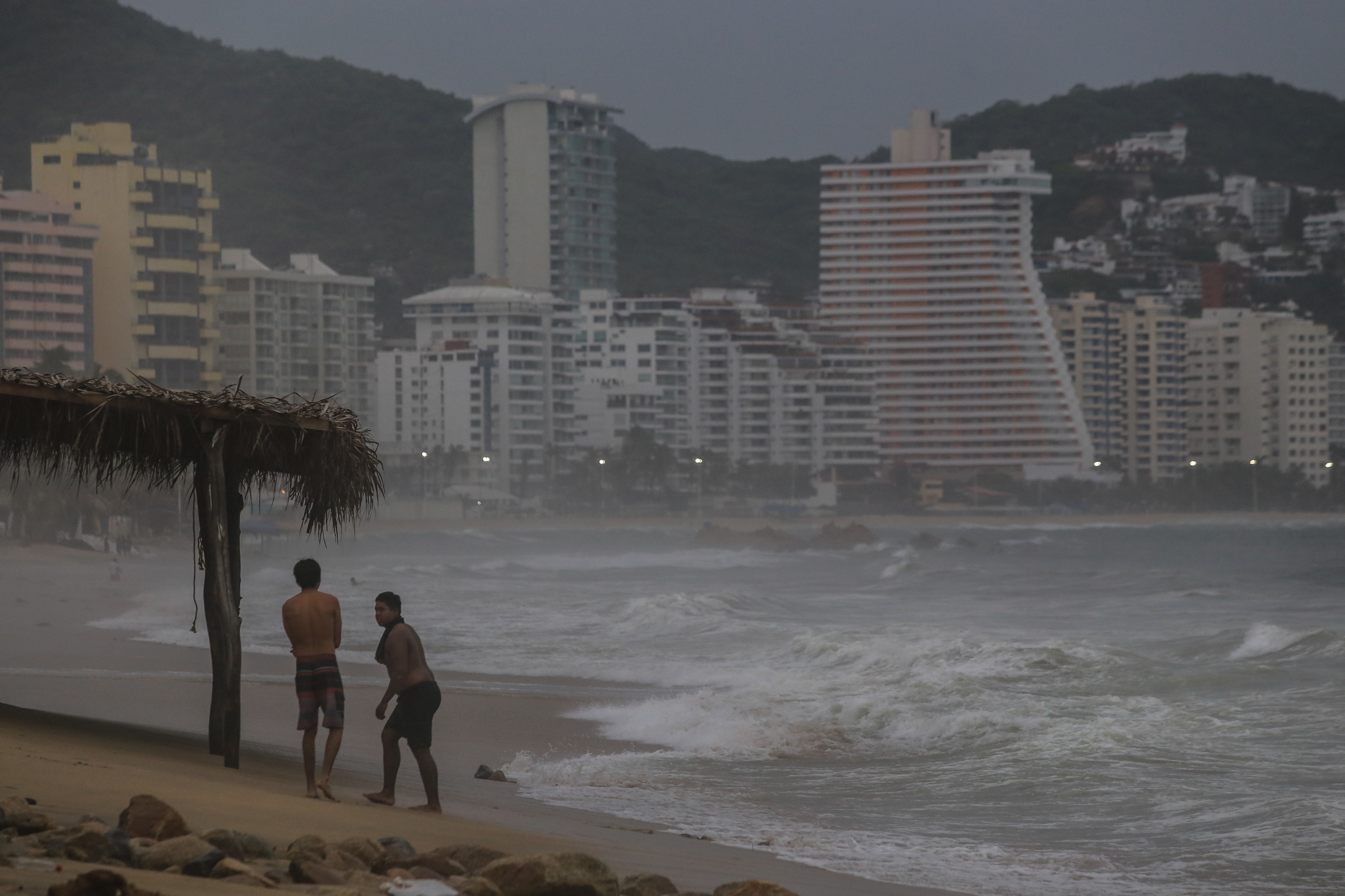 General view of the impact on the port area of Acapulco of rains from Hurricane Bud hitting western Mexico on June 11, 2018. EFE